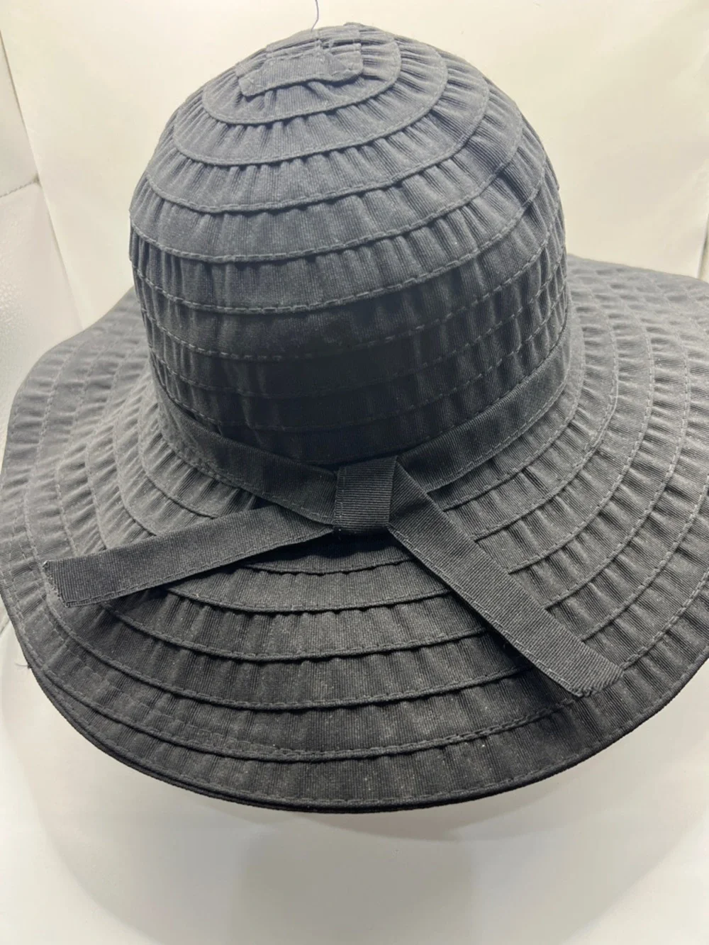 038. NWOT. Scala Wide Brim Sun Hat Black